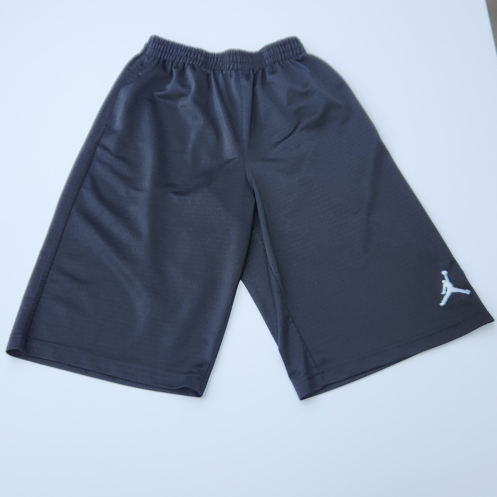 Jordan Boys Basketball Shorts Black –‎ Size XL (13–15 yrs)